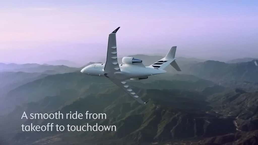 Bombardier Challenger 650 business jet in flight