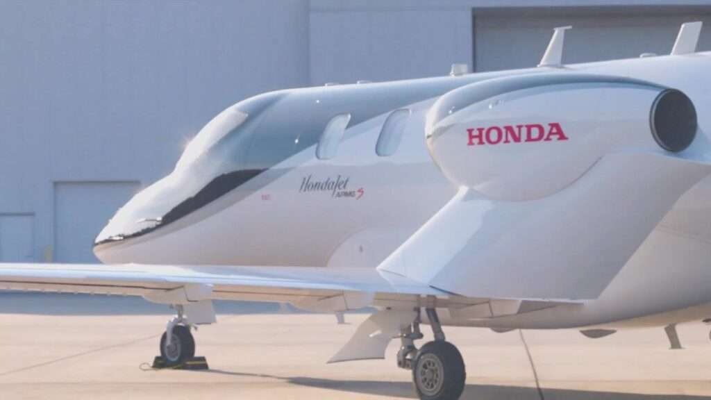 HondaJet APMG S upgraded jet on the ramp